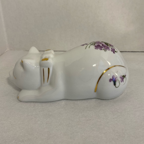 Baum Bros Formalities Porcelain Sleeping Cat - Picture 8 of 10